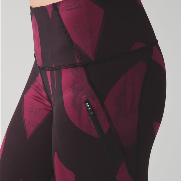 Lululemon All Sport Crop - Picture 2 of 10